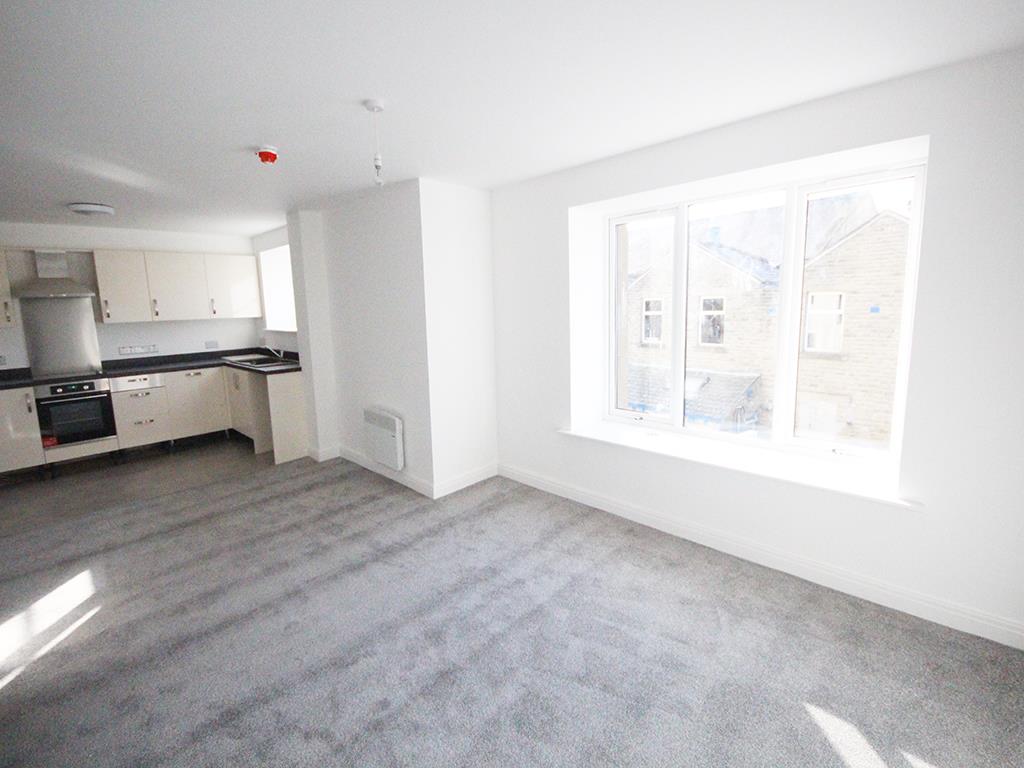 2 bedroom apartment To Let in Earby - IMG_5413.jpg